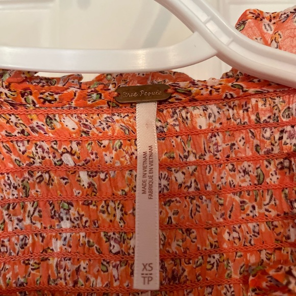 Lela Floral Blouse - Picture 3 of 7